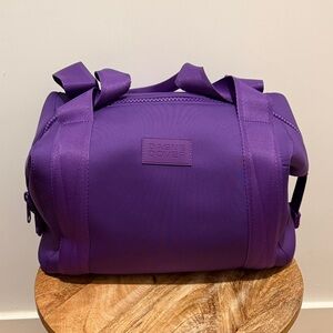 BNWT Dagne Dover UBE Medium Landon Carryall